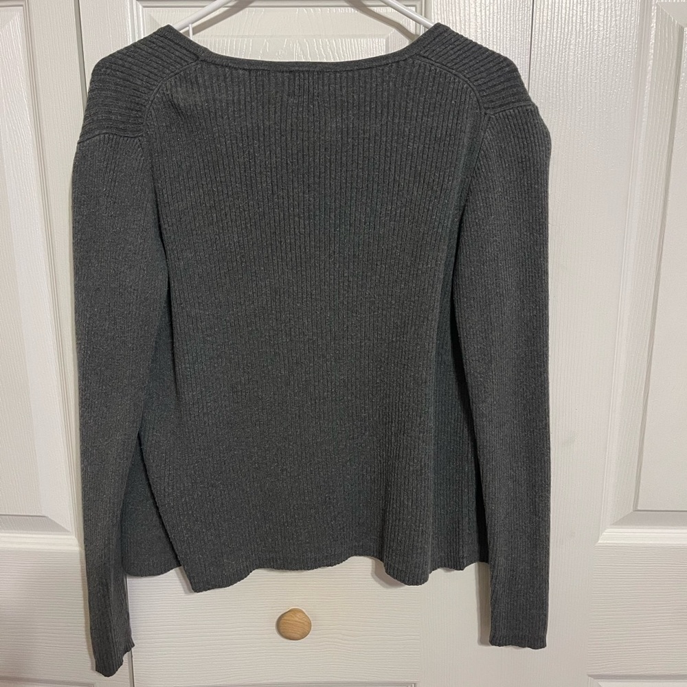 GAP Gray Ribbed Knit Sweater - Picture 3 of 5